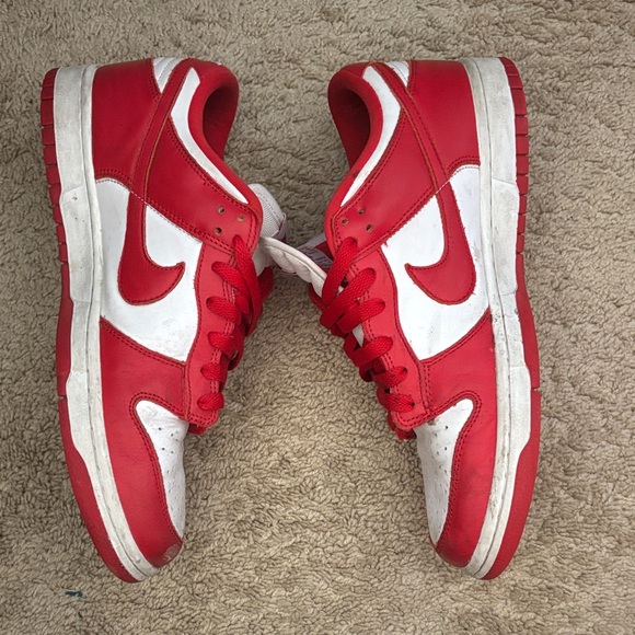 Nike Dunks - Picture 4 of 7